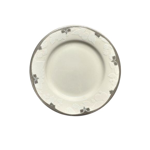 Nikko Platinum Ambrosia White Embossed‎ Fruit & Leaf Design NOS 6.5” Bread Plate - Picture 1 of 4